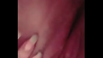Preview 2 of Son Rubing Dick - Putita se toca