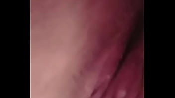 Preview 3 of Son Rubing Dick - Putita se toca