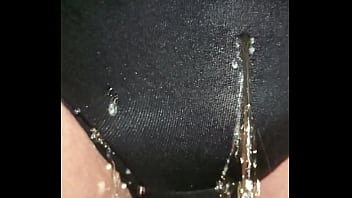 Preview 2 of Xxxi 4gp - Pee in new pantie