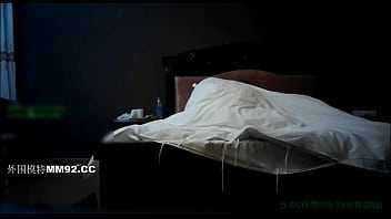 Preview 1 of Free Vdo Xxx - 91大神仓本C仔高级丝袜会所极品长靴姐姐 这大长腿可以玩一个月 在地上被草到颤抖不停