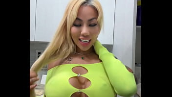 Preview 1 of Xxxvideo Wwx - Hey everyone it&rsquo_s Victoria Liu. I will be at Playhouse on Friday,  April 25th! Tables are selling out fast. Contact ...