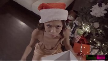 Preview 1 of Sex Videsh - Dick in a Box a X-mas present by Tyler Nixon for Vina Sky