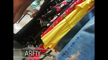 Preview 2 of Shortest Mom - Voyeur Mall del Sur - Lima