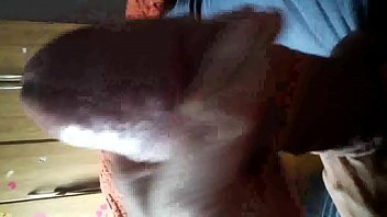 Preview 3 of Willge Porn - milf de 60 a&ntilde_os me da una buena paja y mamada
