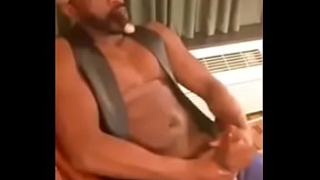 Preview 1 of Darshan Kjaneada - Black Cigar Smokin Daddy Busts