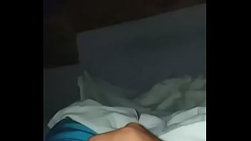 Preview 3 of Cu Papa - Novinho dotado colocando leite para fora