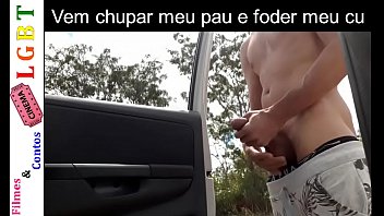 Preview 2 of First Time Anal Webcam Girl Mfc - Eu,  com tes&atilde_o na BR,  fingindo que mijava pra mostrar o pau e o rabo pros machos que passavam.