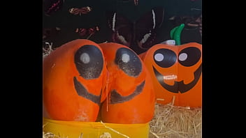 Preview 2 of Homeless Bbe - Teen gets Double CreamPie in Pumpkin Patch!