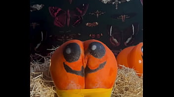 Preview 4 of Homeless Bbe - Teen gets Double CreamPie in Pumpkin Patch!