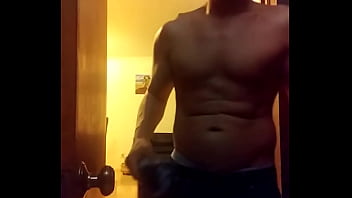 Preview 2 of Muscle Man Handjob - V&iacute_deo de verificaci&oacute_n