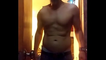 Preview 3 of Muscle Man Handjob - V&iacute_deo de verificaci&oacute_n