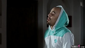 Preview 1 of Ass Gard - Unappreciated girlfriend takes r. on her boyfriend