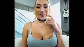 Preview 1 of Nia Khalifa Fuck - Who is The