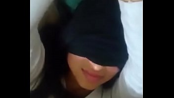 Preview 3 of Cala Kaca Mom Daka Xxxxx - jovencita recibiendo placer