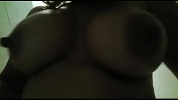 Preview 4 of Xxxii Video Kukum Bhagya - Madurita moviendo las tetas