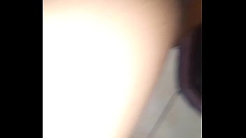 Preview 1 of A Mar Na Miller - Novinho mostrando a bunda