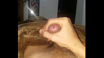 Preview 1 of 16year Old Son Plz Fuck - Sacandome la leche