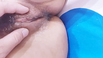 Preview 1 of Old Man School Girl Bus - His cook don&#039_t need to move in my Pussy,  still let me achieve orgasm