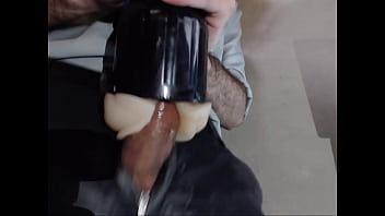Preview 2 of Vaginal Widtch - Metendo minha rola bem devagar
