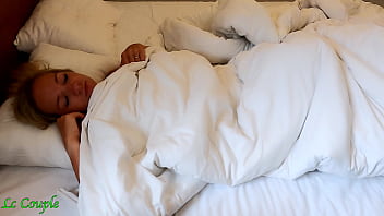 Preview 1 of Wwwwwwwwww Xnxx Www - Waking up wife in the morning with tongue and fuck her so her boobs bounce hard