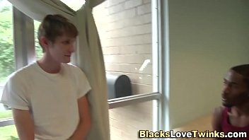 Preview 1 of Xnxxx Ind A - Hunk cums black guys ass