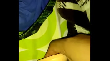 Preview 4 of Aniamal Young Babey Xxx - Jugando con una verga de plastico