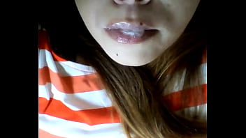 Preview 2 of 3d Snuff Videos - Mouthful of spit bubbles