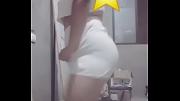 Preview 3 of Sunny Leen Xxx - Baila bn la nena de tic toc