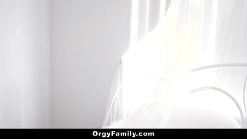 Preview 1 of Ngentot Awek Melayu - Stepmom Making Her Stepdaughter Have Threesome with Daddy - Orgyfamily