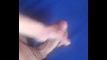 Preview 3 of Akvicmgvv - Garoto novinho na punheta falando putaria