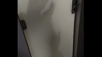 Preview 4 of Xvidco Co - Novinho pego com o pau na m&atilde_o
