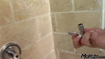 Preview 2 of Xnxx Cubby - MOFOZO.com - Amateur With Big Tits Is Fucking In The Shower
