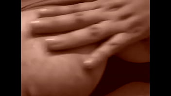 Preview 3 of Mom And Son Foucking - Tetona se manosea y me manda video