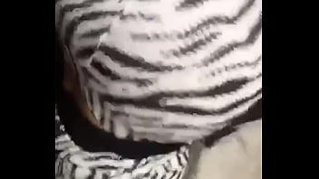Preview 4 of Muslims Xx - Latina shaking ass in leggings