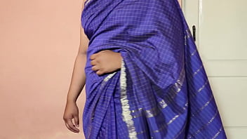 Preview 2 of English Xnxx Videos Sex - Bhabi saree removing video