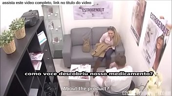 Preview 1 of Nangi Pakistani Beautiful Girl - Medico oferece pilula do prazer ,  mulher n&atilde_o aguenta e transa com ele