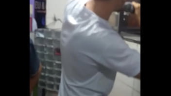 Preview 4 of Sexy Brazzers Oily - Escanor usu&aacute_rio de fazendo seu show para multid&atilde_o de pessoas enlouquecidas