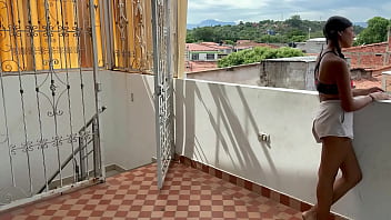 Preview 1 of Eva Lovia Comes Inside - Le doy una rica follada a mi hermanastra en las rejas de la terraza cambio de abrirle la reja de la terraza para que pueda bajar hl