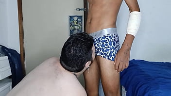 Preview 1 of Hanimoon Xnxx - Pr&eacute_via - Hetero Motoboy Novinho Gosta de Comer Rabo Gordo (COMPLETO NO SHEER E RED) Veio de longe todo machucado porque viu meus videos e mandou mensagem doido pra comer tamb&eacute_m, 