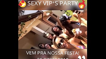 Preview 2 of Big Boobs And Ass Finger Fuck - Festinha Swing,  cheia de putinhas! Venha participat