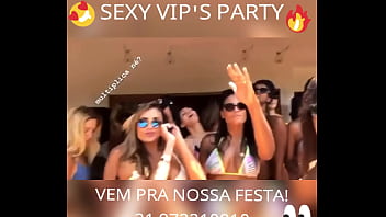 Preview 1 of Big Boobs And Ass Finger Fuck - Festinha Swing,  cheia de putinhas! Venha participat