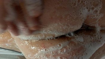Preview 2 of Trinity Post Sucking Dick - Spiata in doccia con pompino e sborrata finale