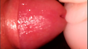 Preview 2 of Little Teen Tight Fuck - Zabawka