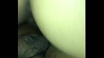 Preview 4 of She Gets Cum - Giovanna sentando