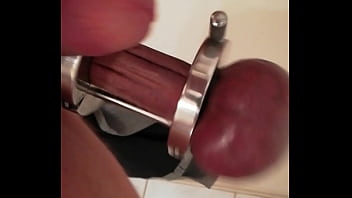 Preview 4 of Erotic Nipple Massage - Meine Eier werden mit Spanner in Stellung gebracht