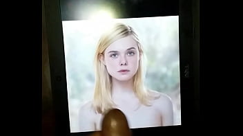 Preview 1 of Ge Pegnant - Elle Fanning cum tribute