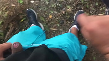 Preview 2 of Make Me Horney - Depois da mamada o boy me punhetou