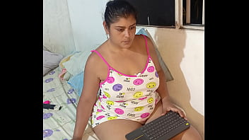Preview 1 of Squirting Country Girl - Le mando un video equivocado a mi hermanastro