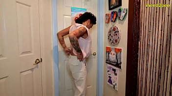 Preview 4 of Teen Video Xxxcom - Desperate to pee girls can&#039_t hold their bladder pissing their pants