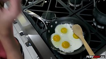 Preview 1 of Pron Star 2018 - Cooking breakfast stepmom deepthroated my hard cock